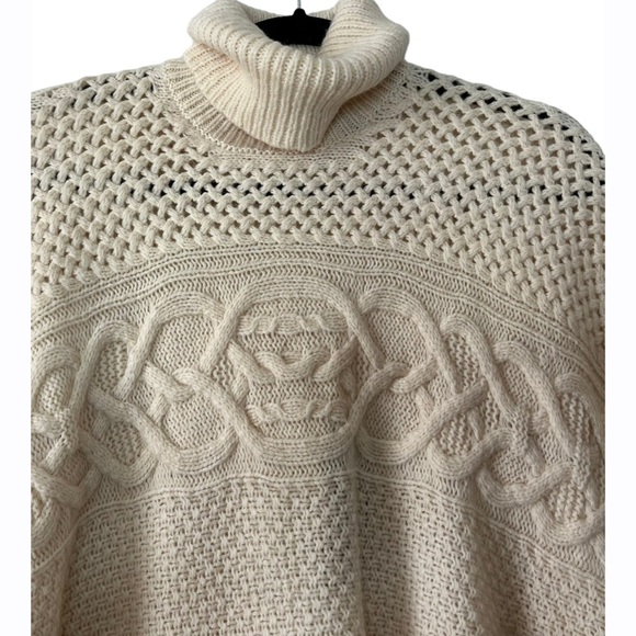 Ralph Lauren Womens Cream Ivory Chunky Cable Knit Sweater Poncho Petite Small - Picture 3 of 9